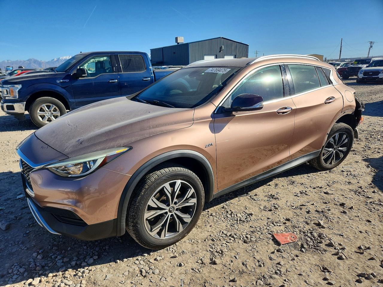 2017 Infinity Qx30 Luxury