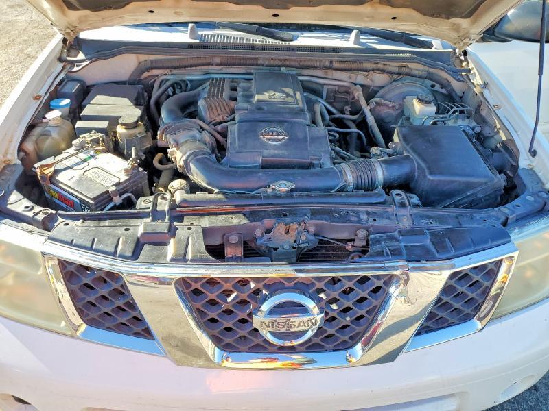 2005 Nissan Pathfinder le