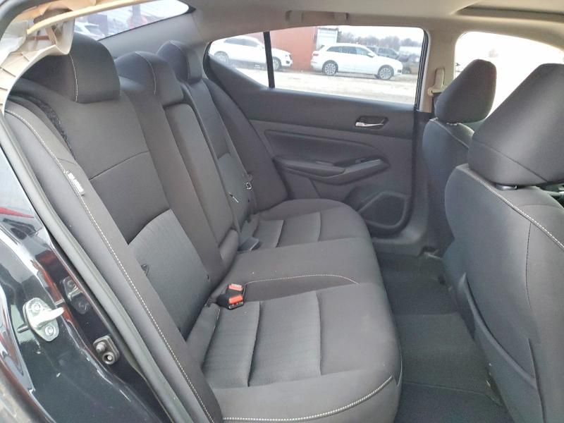 2022 Nissan Altima sv