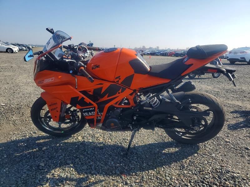2023 KTM 390 RC