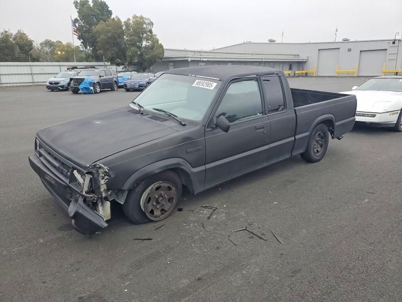 1990 Mazda B2200 cab Plus