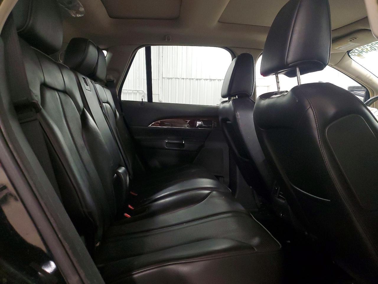 2011 Lincoln MKX