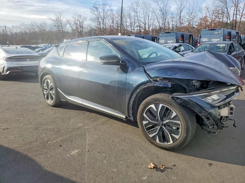 2024 KIA EV6 Wind