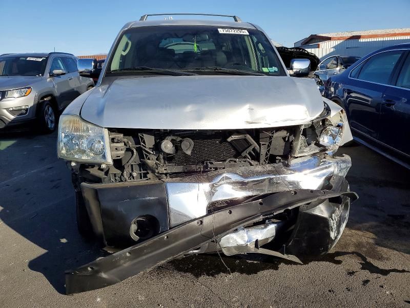 2005 Nissan Armada se