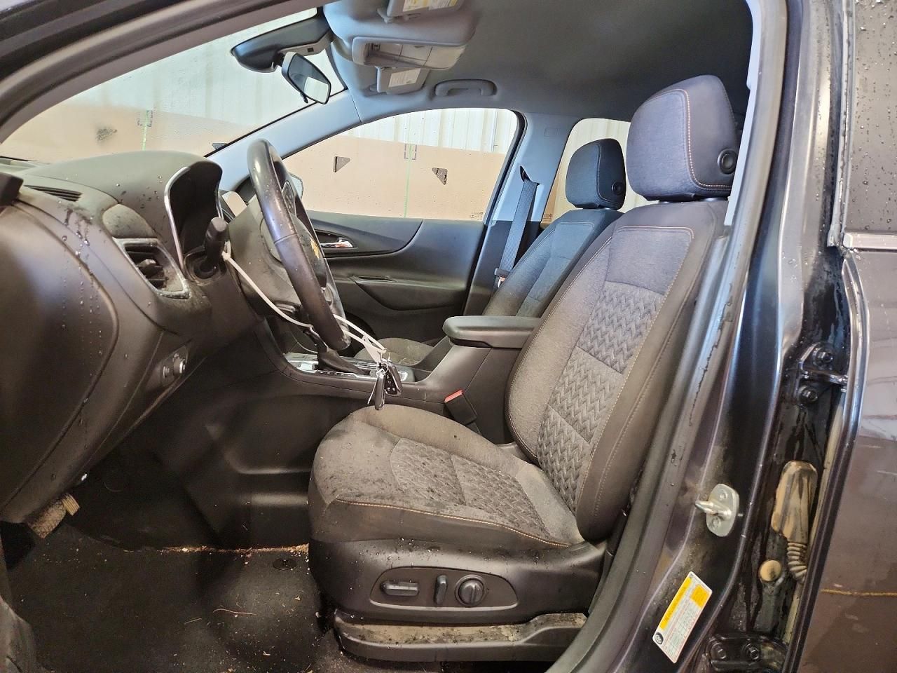 2022 Chev Equinox LT1 awd