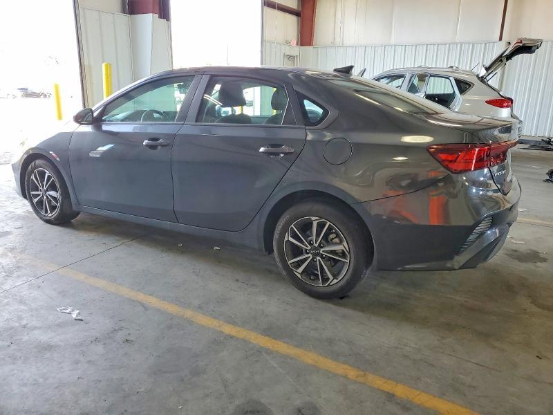 2022 KIA Forte fe
