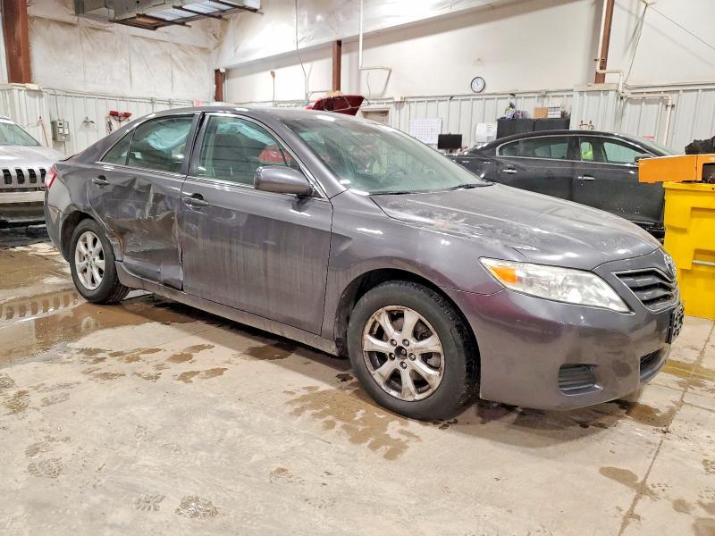 2011 Toyota Camry le