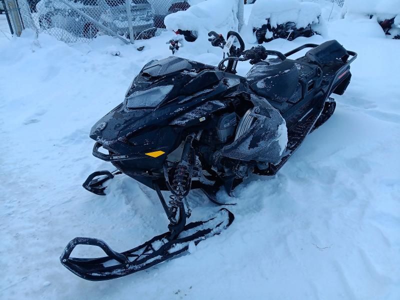 2025 Skidoo Expedition 900 ace