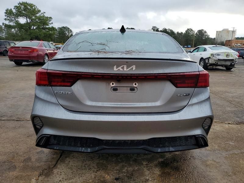 2022 KIA Forte gt Line