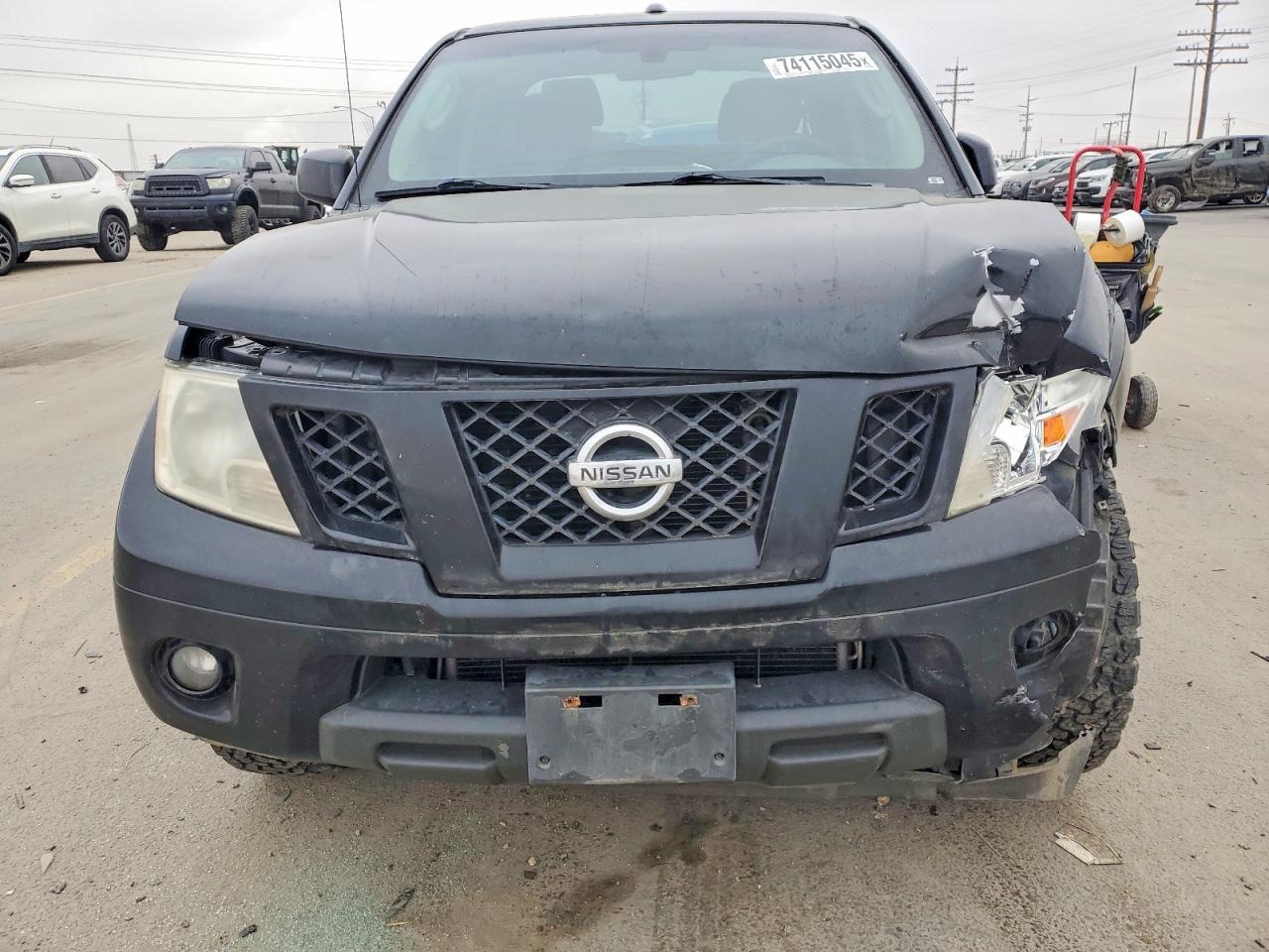2009 Nissan Frontier Crew cab se
