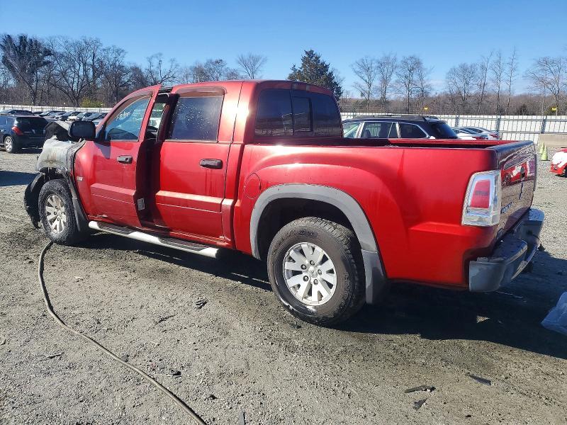 2006 Mitsubishi Raider Durocross