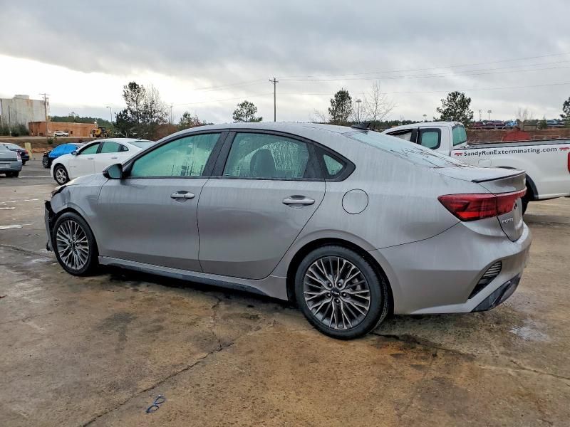 2022 KIA Forte gt Line