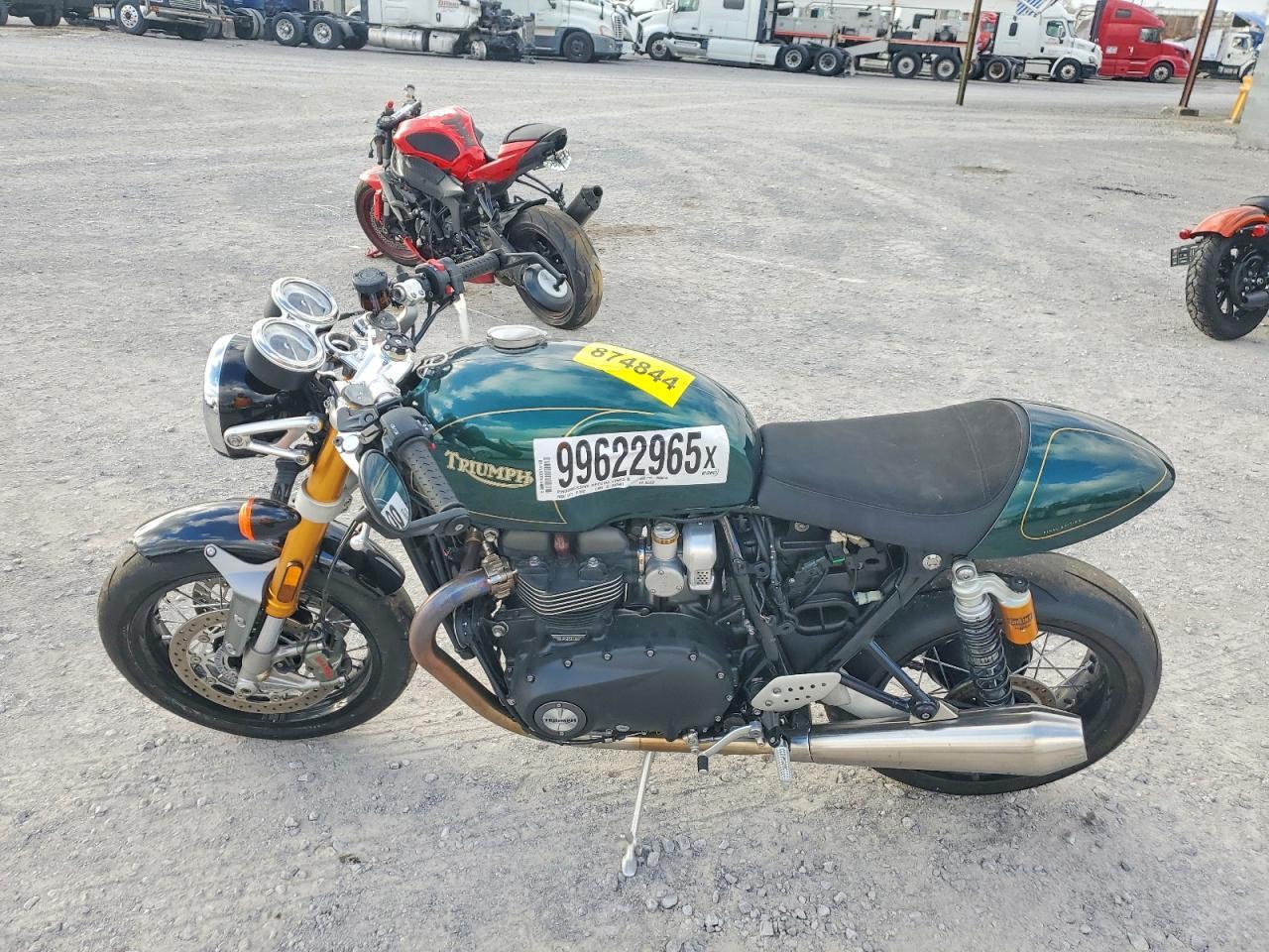 2025 Triumph Thruxton RS