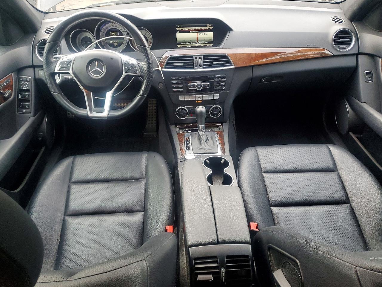 2014 Mercedes-Benz C 250