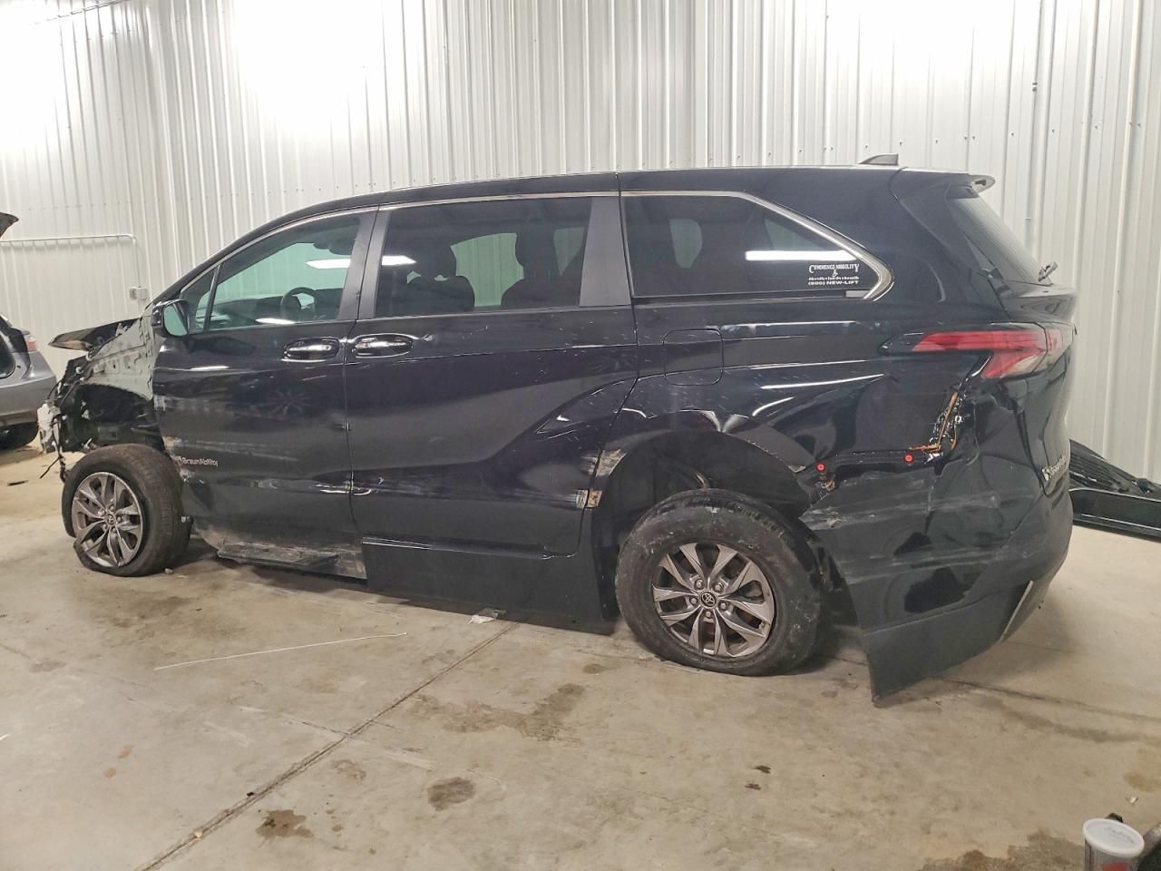 2022 Toyota Sienna xle