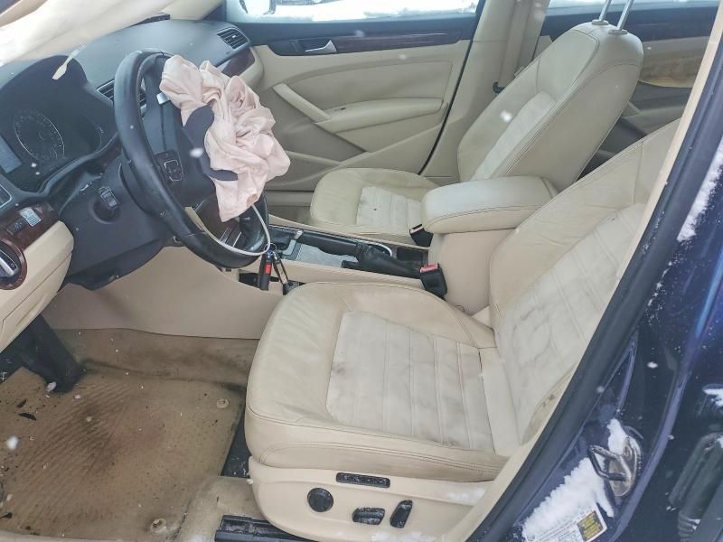 2013 Volkswagen Passat sel