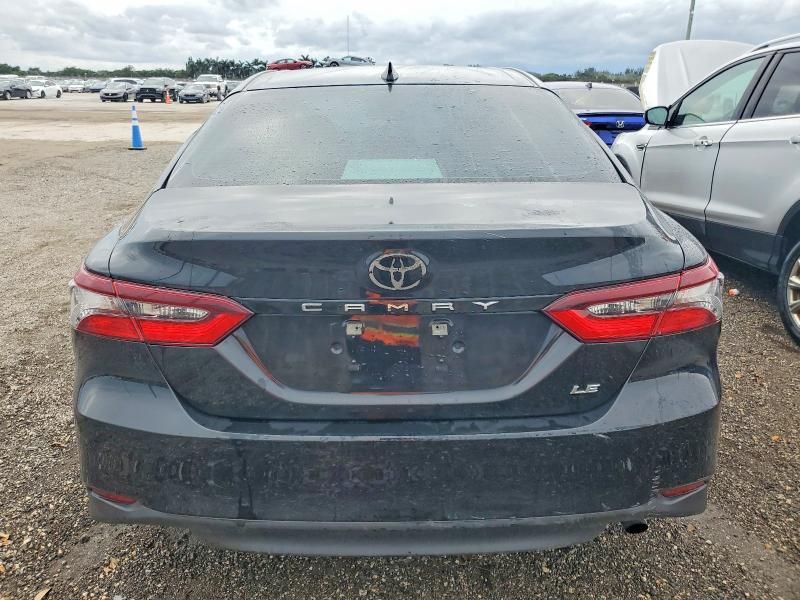 2024 Toyota Camry le