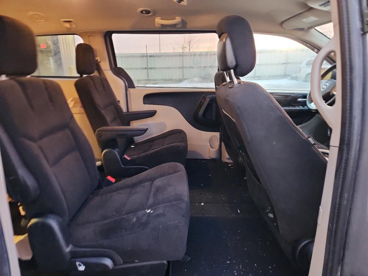 2016 Dodge Grand Caravan sxt