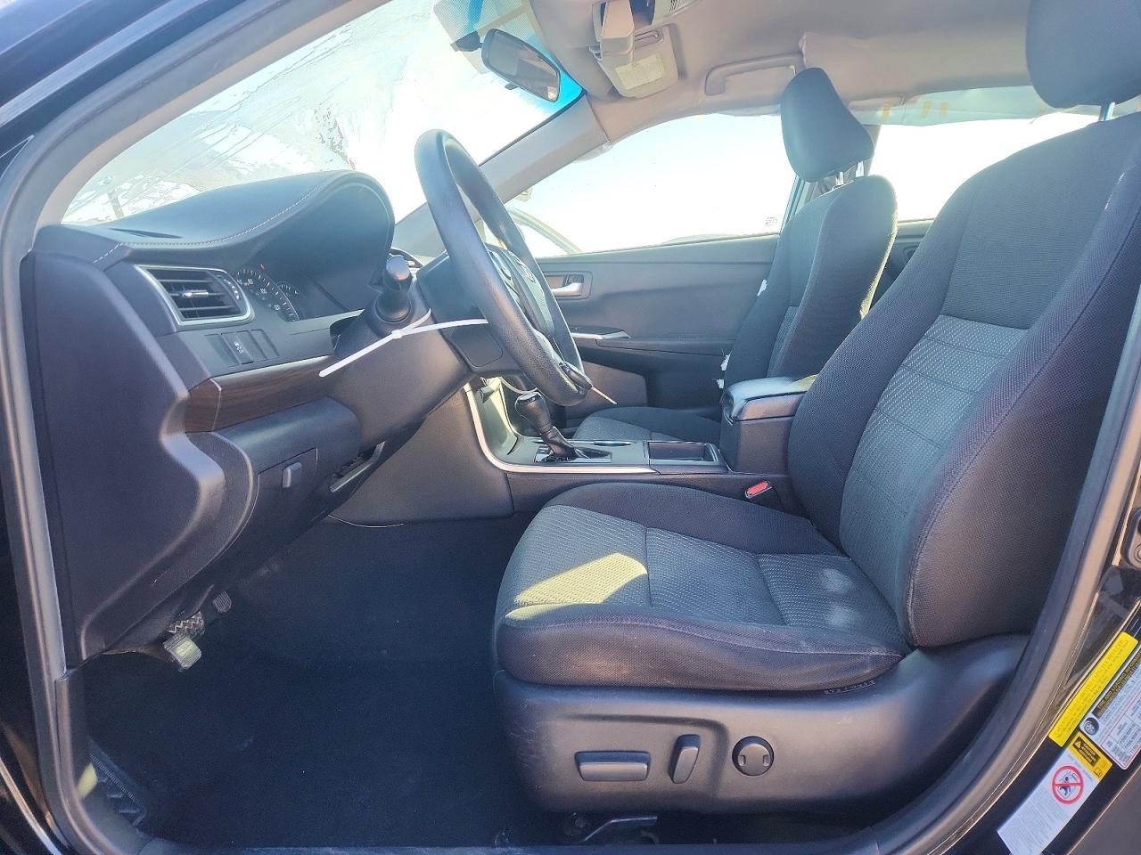 2015 Toyota Camry le