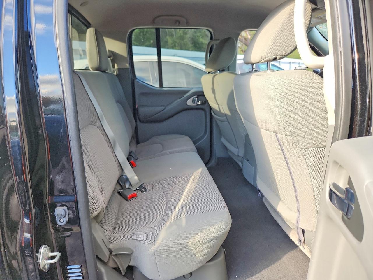 2020 Nissan Frontier s