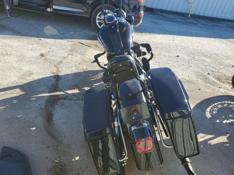 2018 Harley-Davidson Flhcs Heritage Classic 114