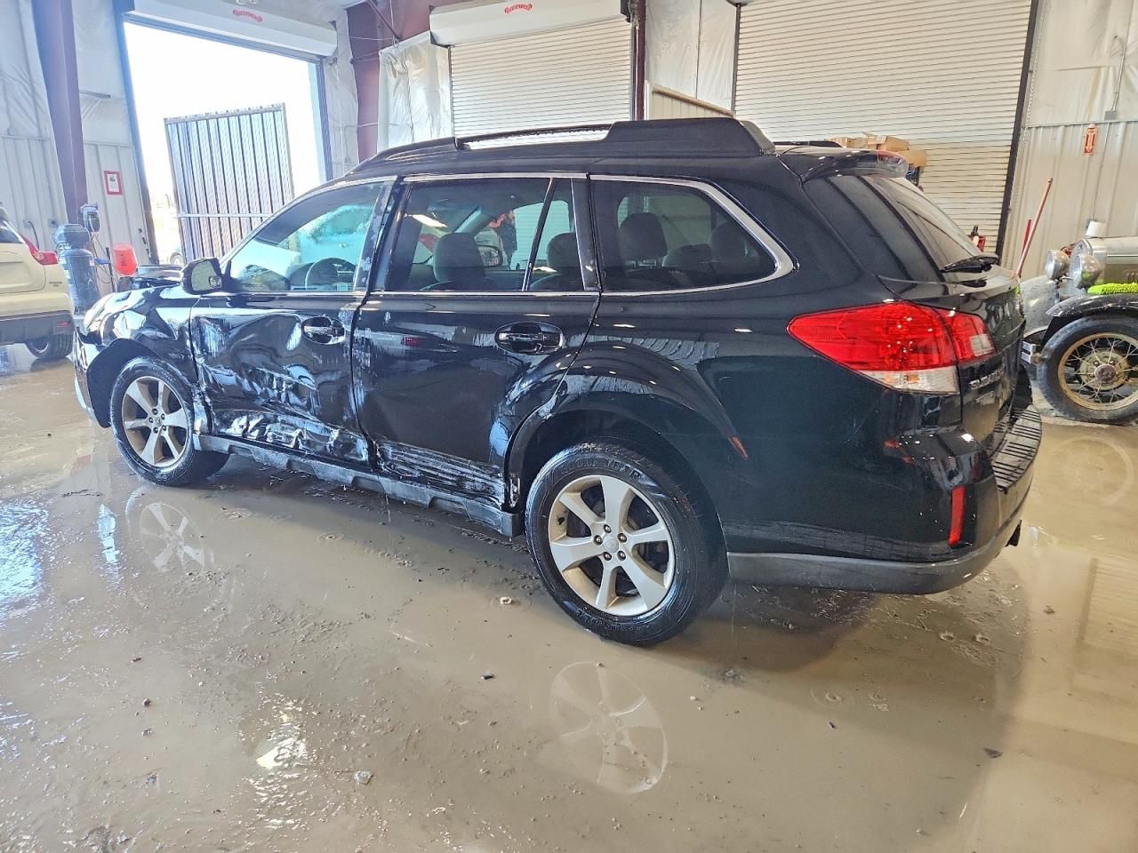 2013 Subaru Outback 2.5i Premium