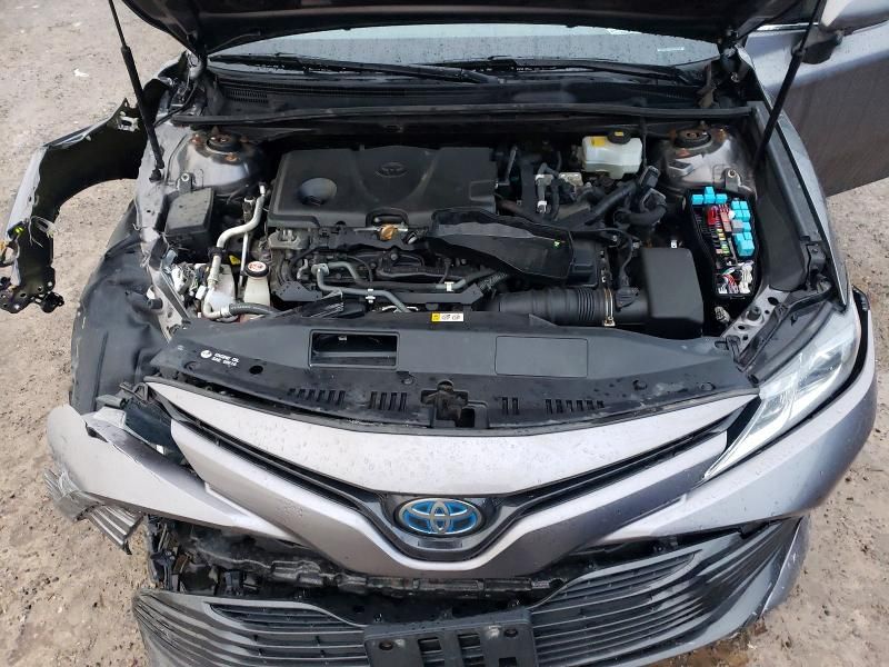 2018 Toyota Camry le