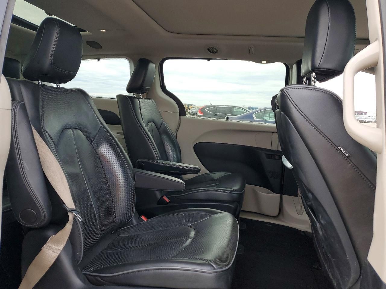 2018 Chrysler Pacifica Hybrid Limited