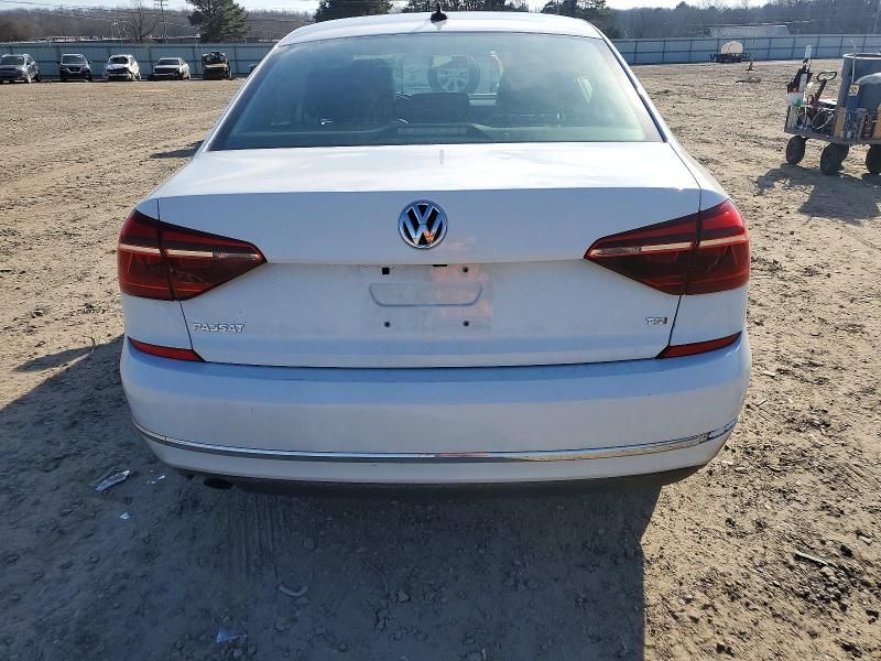 2019 Volkswagen Passat Wolfsburg