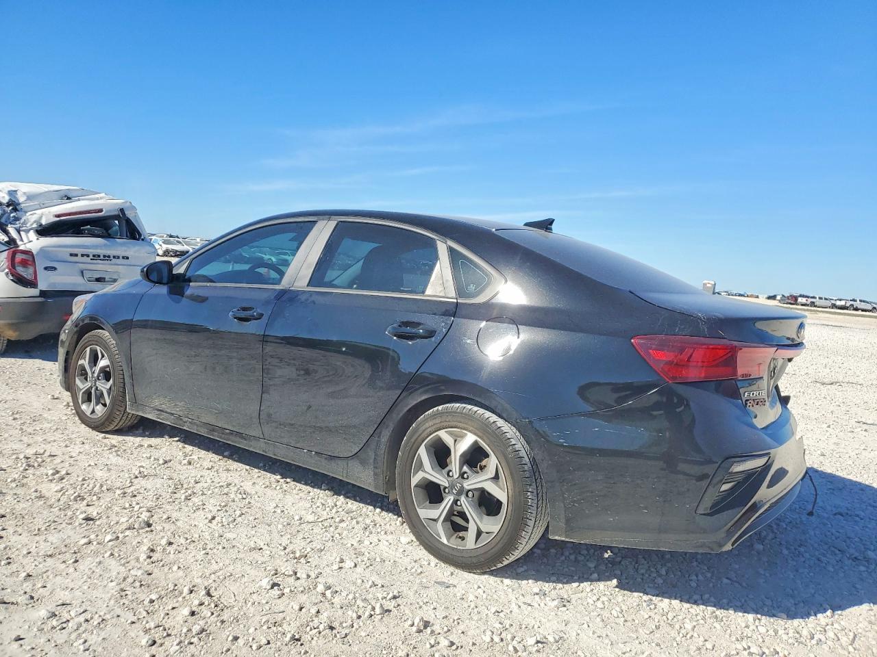 2021 KIA Forte fe