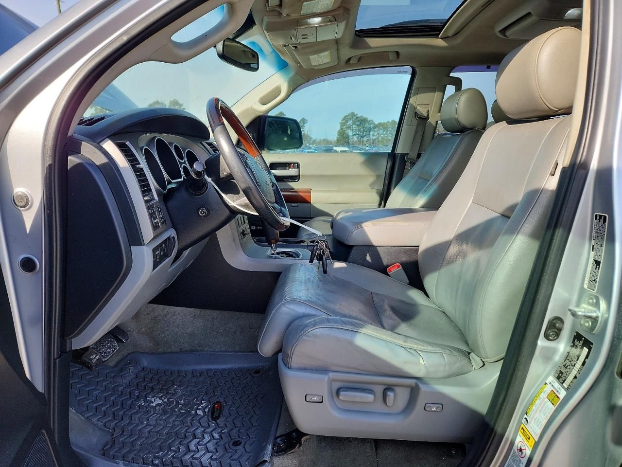 2011 Toyota Sequoia Platinum