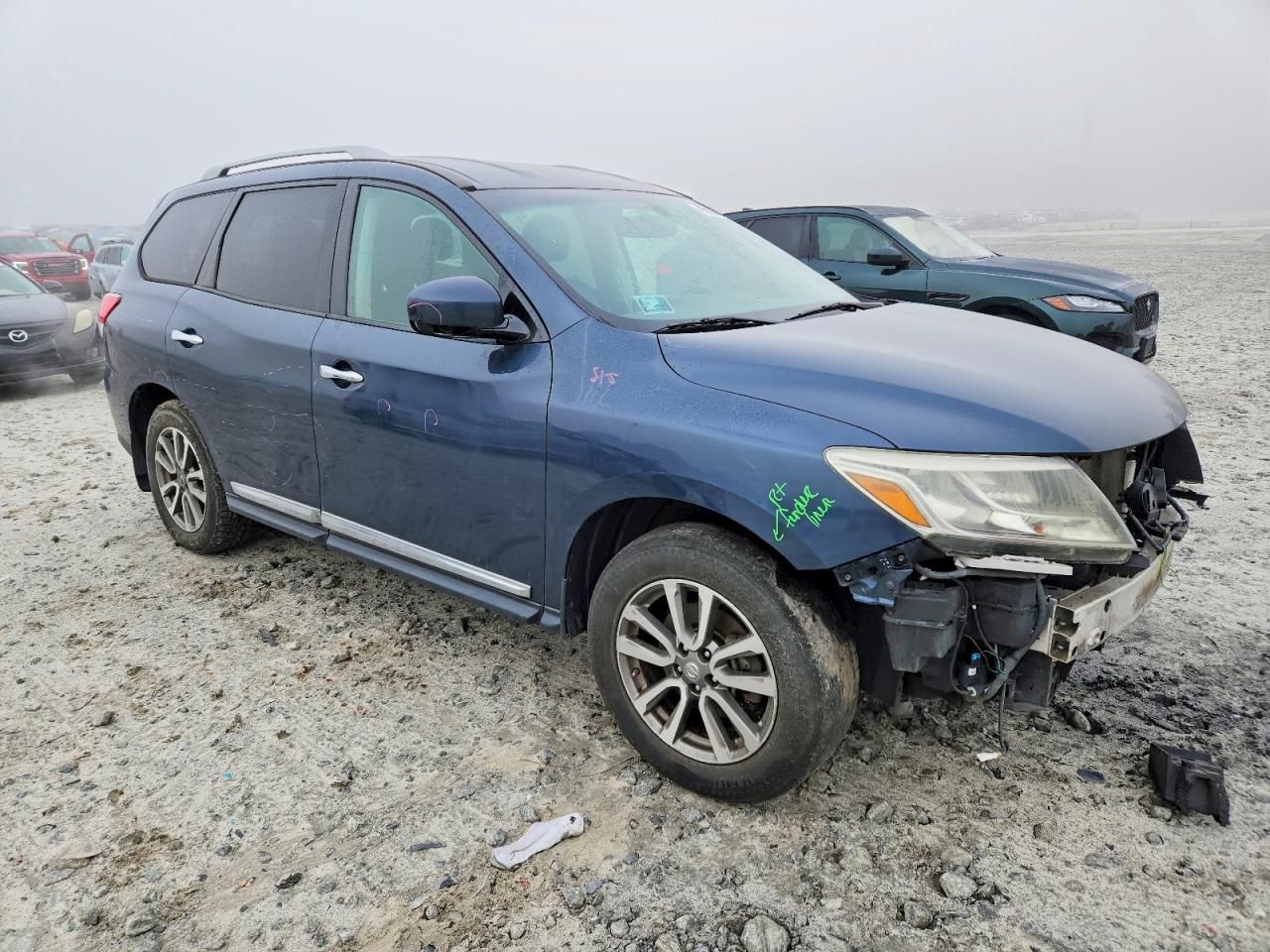 2013 Nissan Pathfinder s