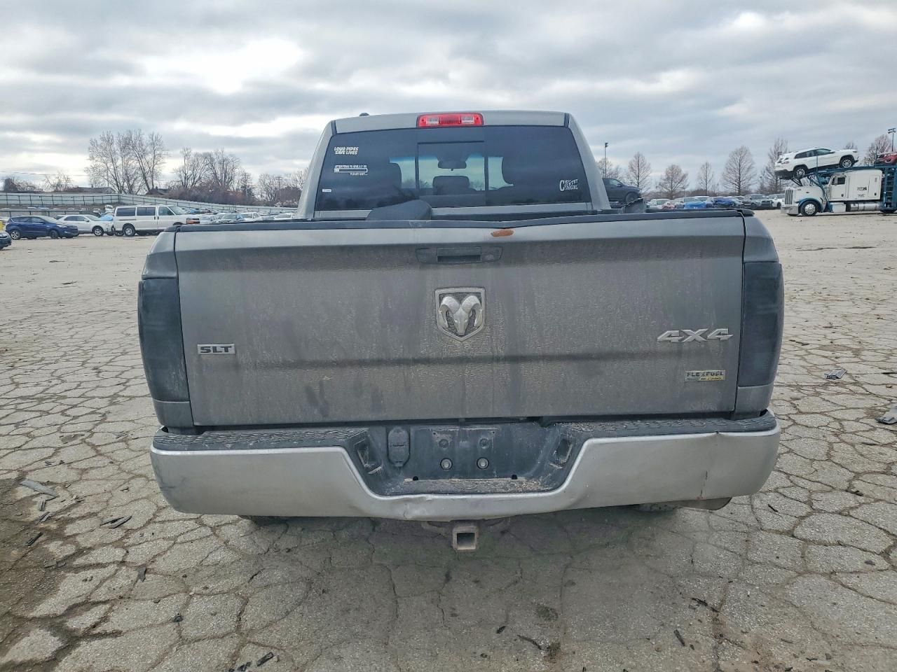 2013 Dodge Ram 1500 slt