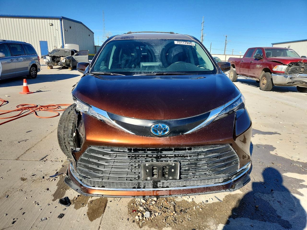 2024 Toyota Sienna xle