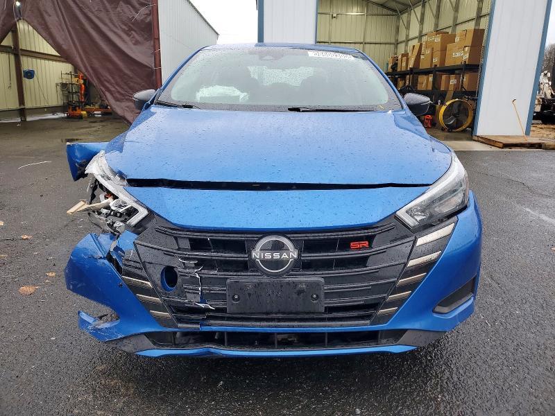 2024 Nissan Versa sr