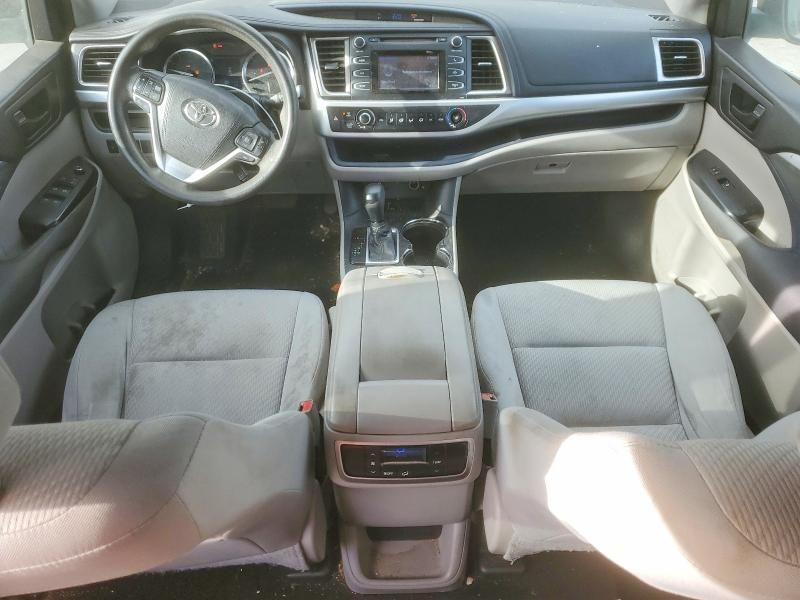 2016 Toyota Highlander le