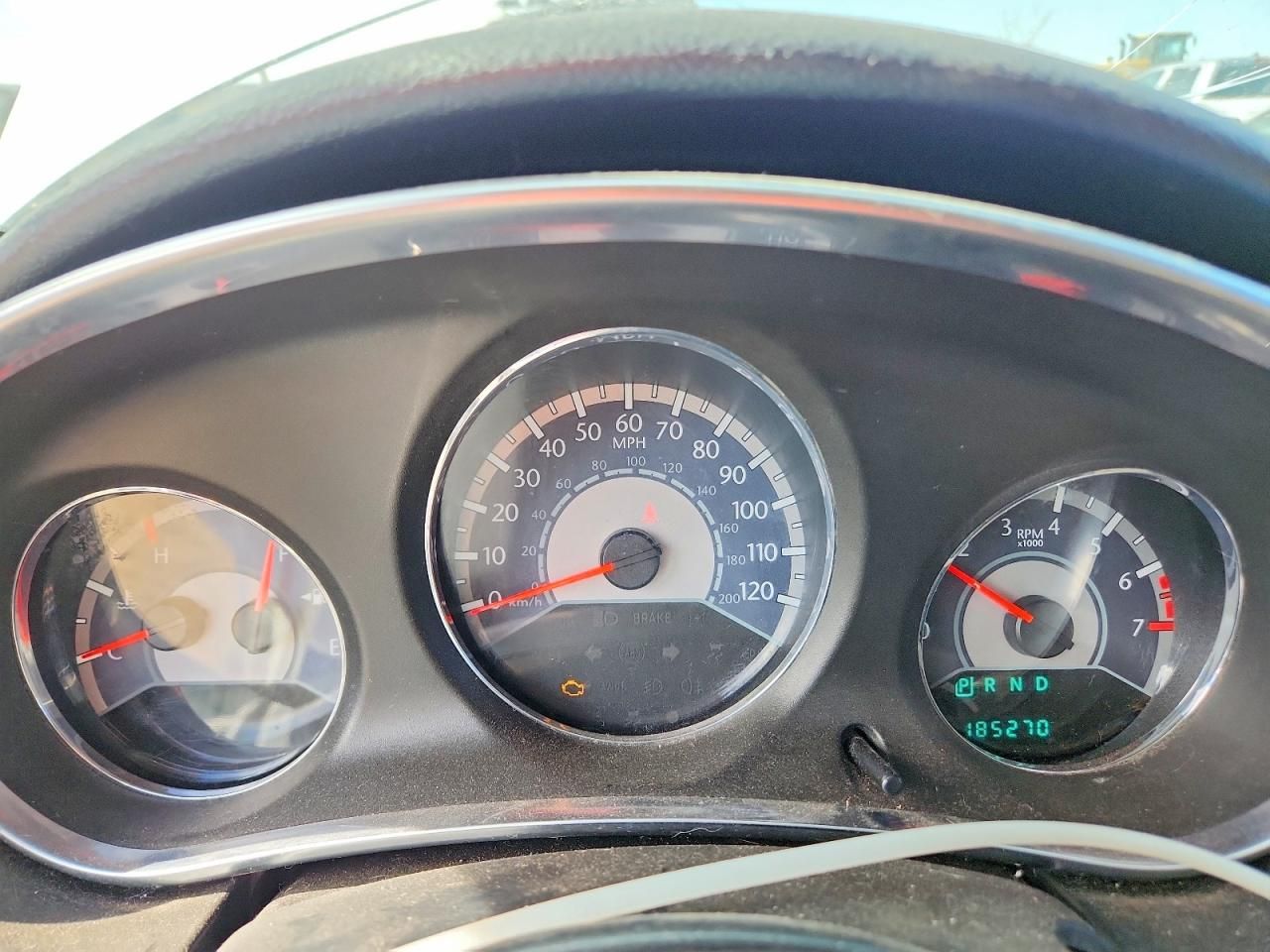 2012 Chrysler 200 lx