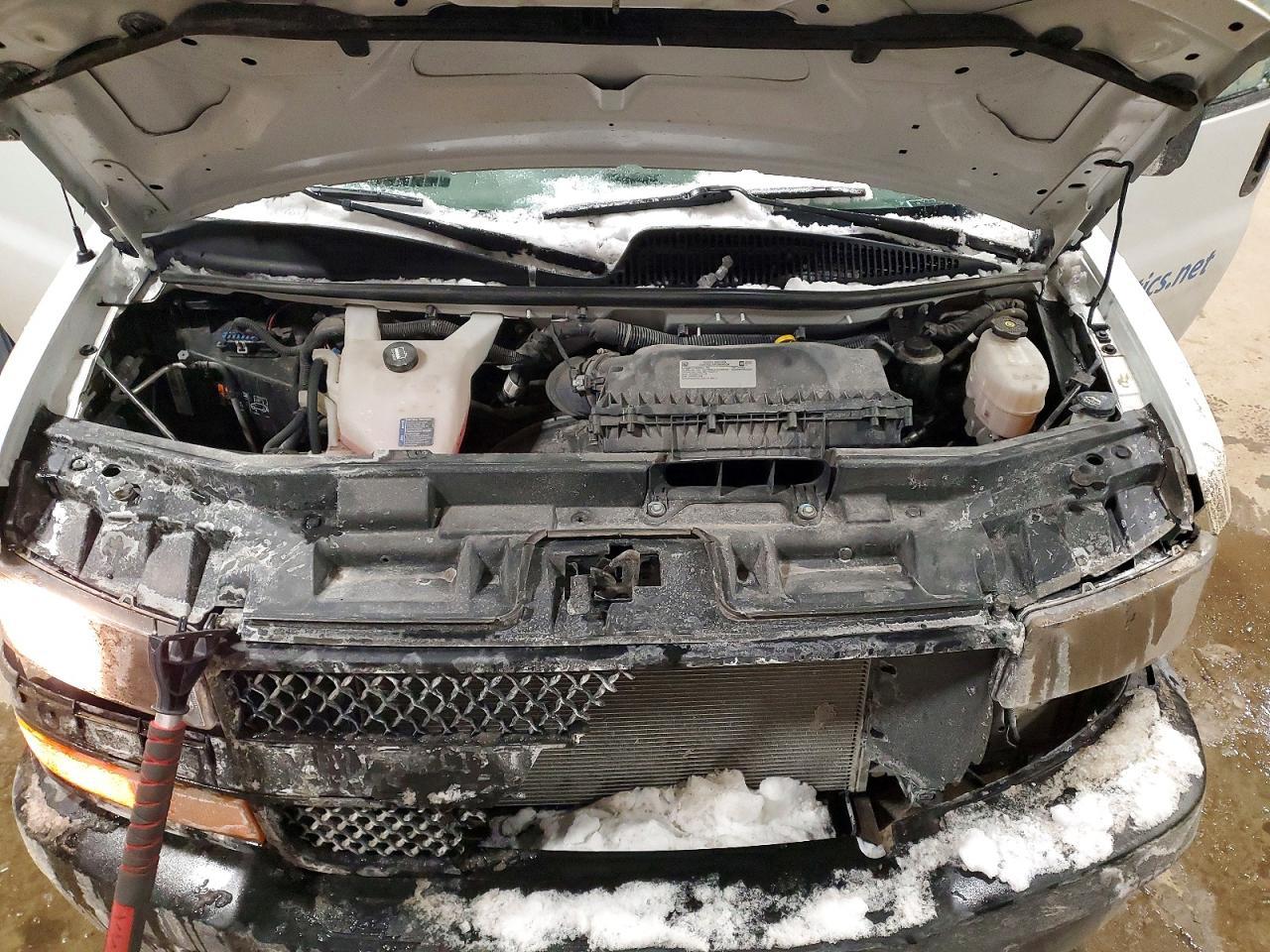 2024 Chevrolet Express G2500