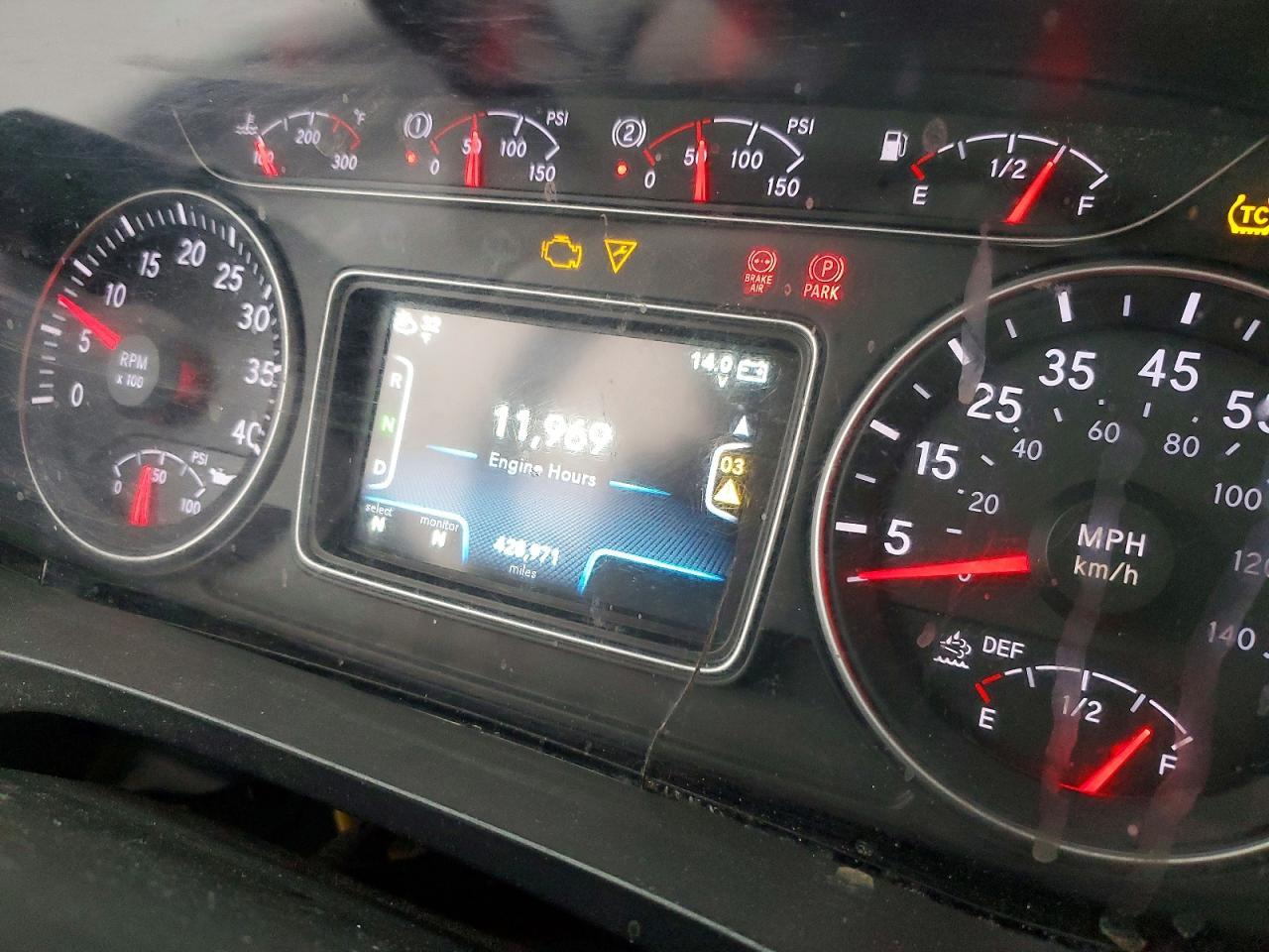 2020 International Mv607
