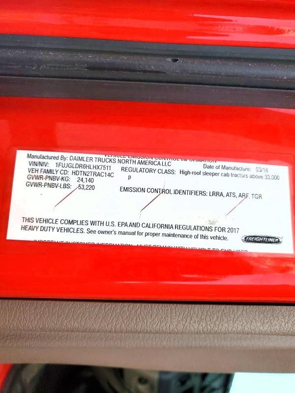 2017 Freightliner Cascadia 125