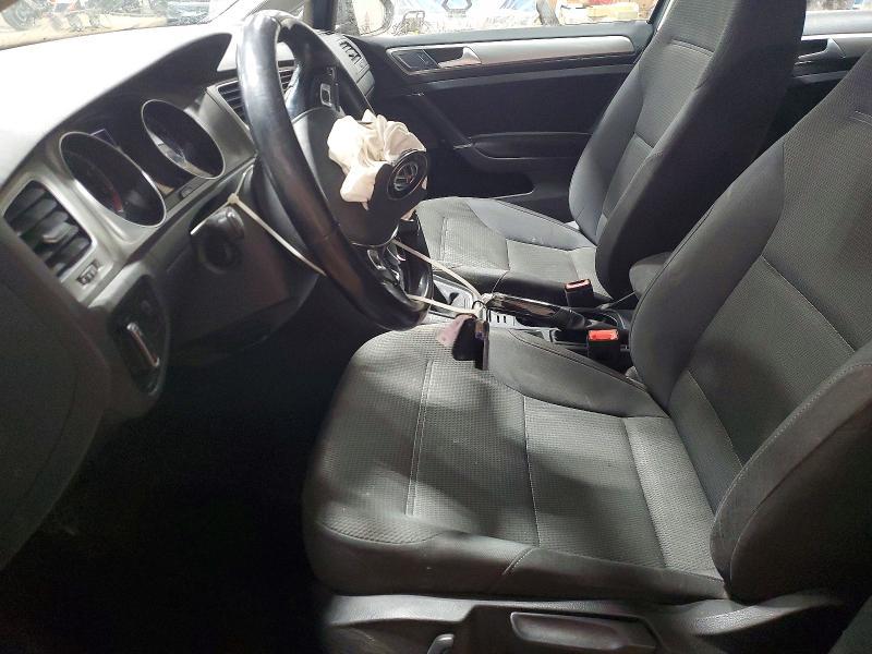 2017 Volkswagen Golf Sportwagen s