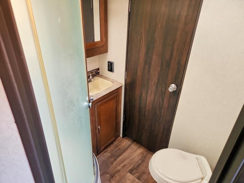 2017 Forest River Heritage g