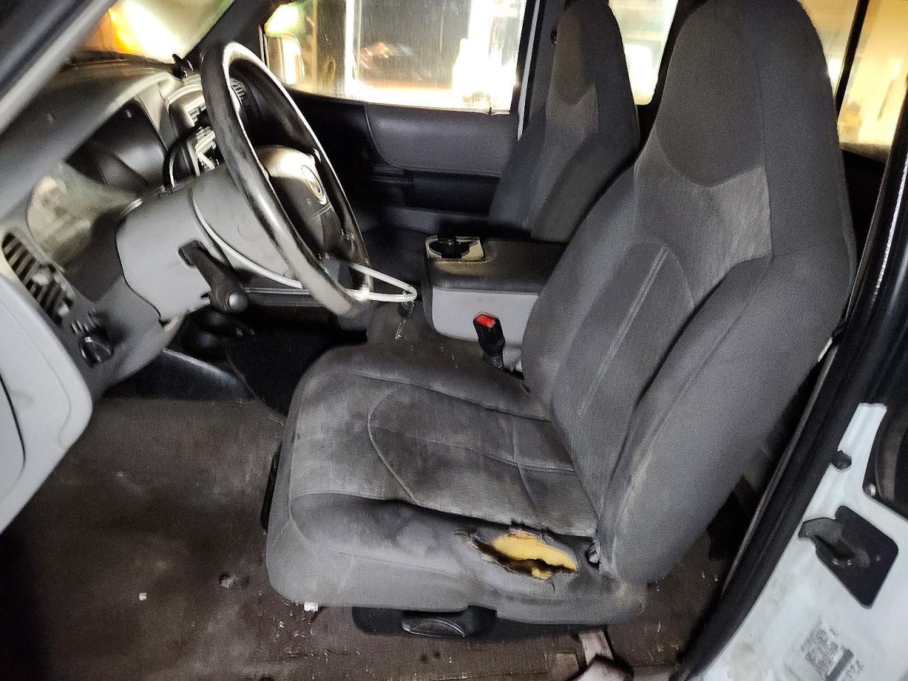 2002 Mazda B4000 cab Plus