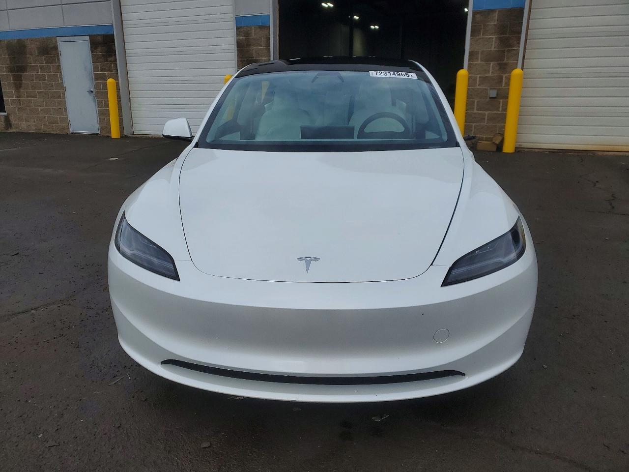 2025 Tesla Model 3