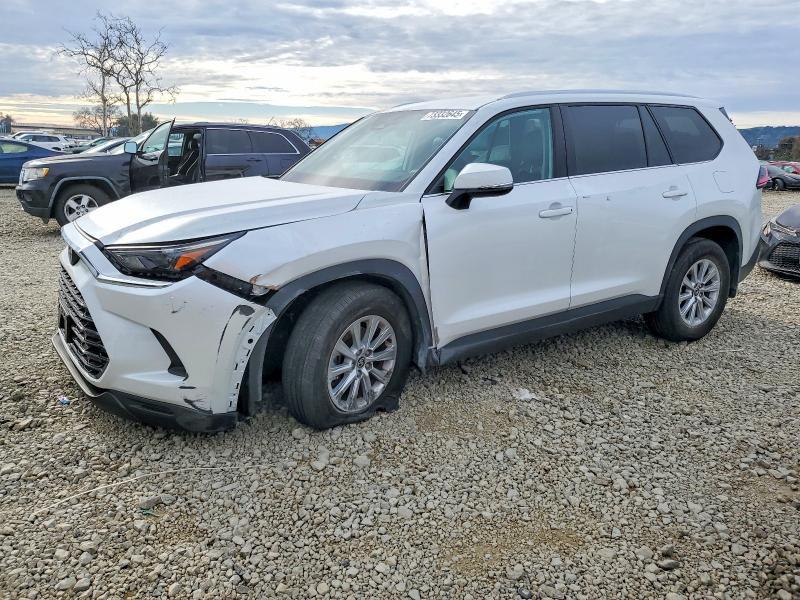 2026 Toyota Grand Highlander le