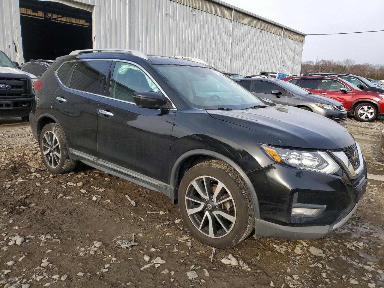 2020 Nissan Rogue s