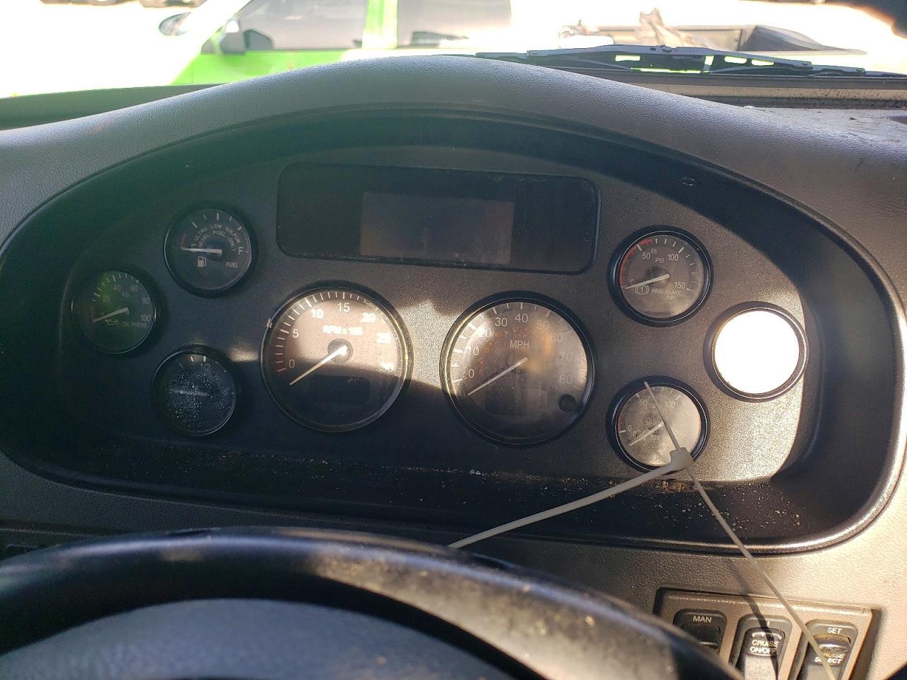 2017 Peterbilt Tractor 348