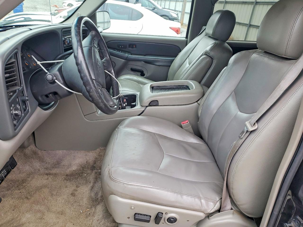 2003 Chevrolet Suburban C1500