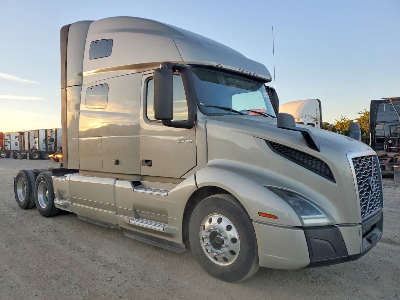 2019 Volvo VN VNL-Semi Truck