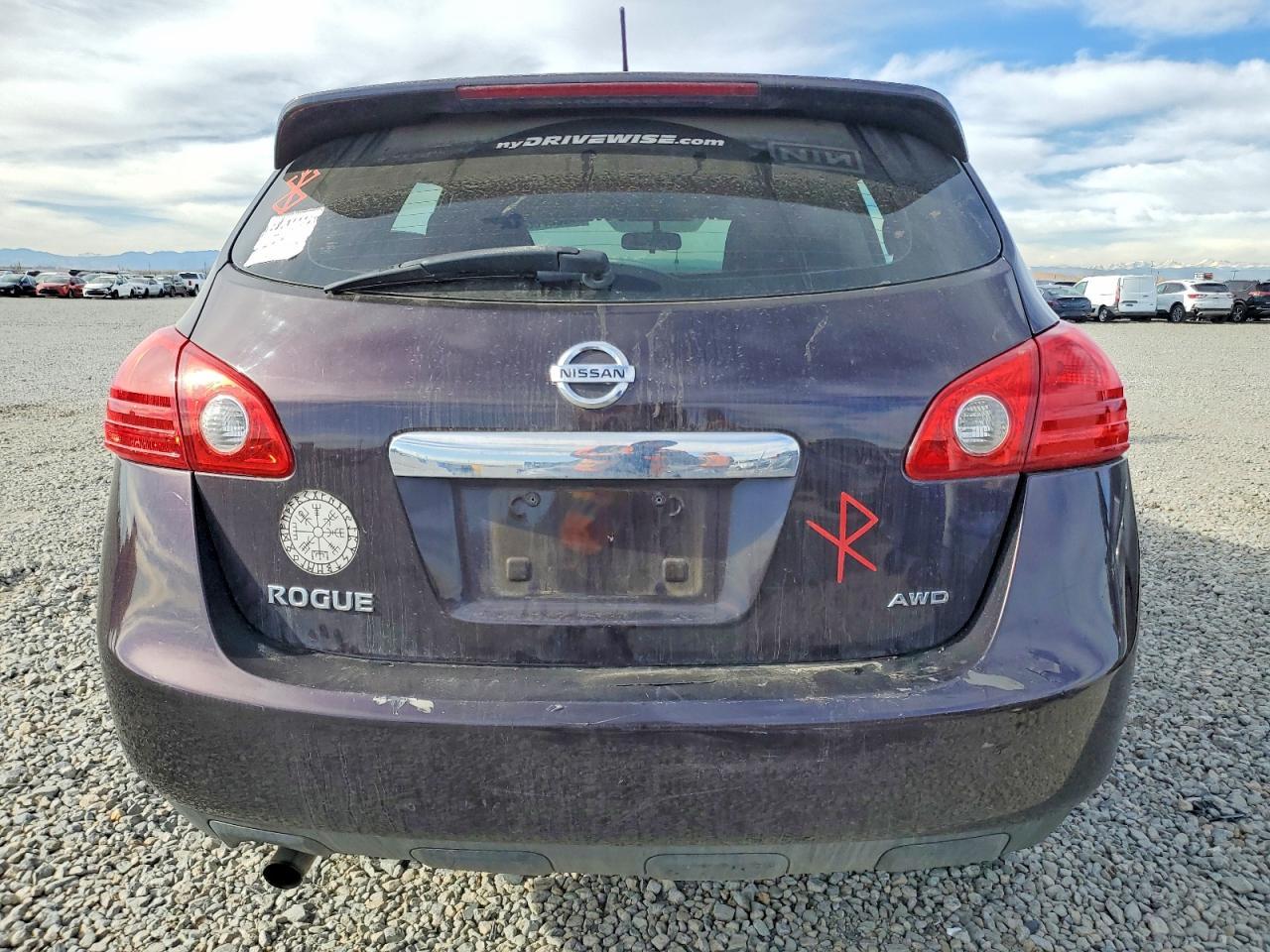 2013 Nissan Rogue s